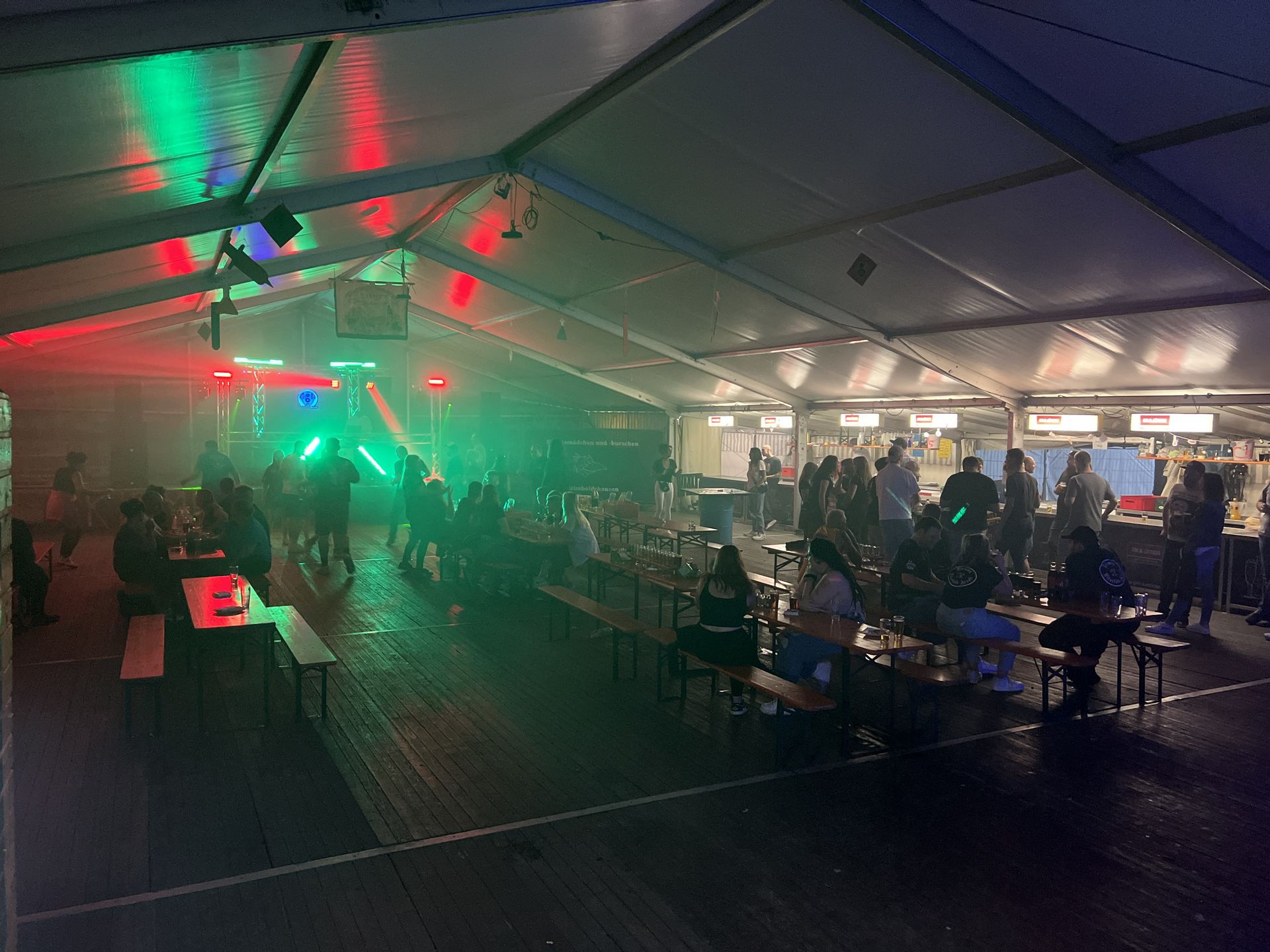 Kirmes Heimbo 24 Zelt